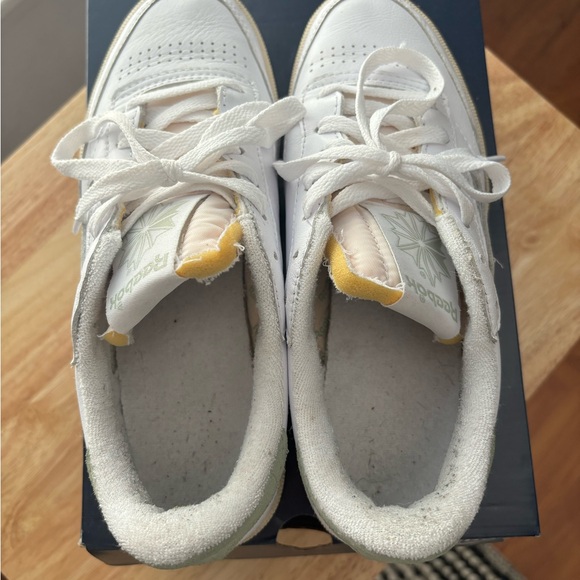 Reebok Club C 85 Vintage Sneaker- Size 7 Women’s - Picture 4 of 6